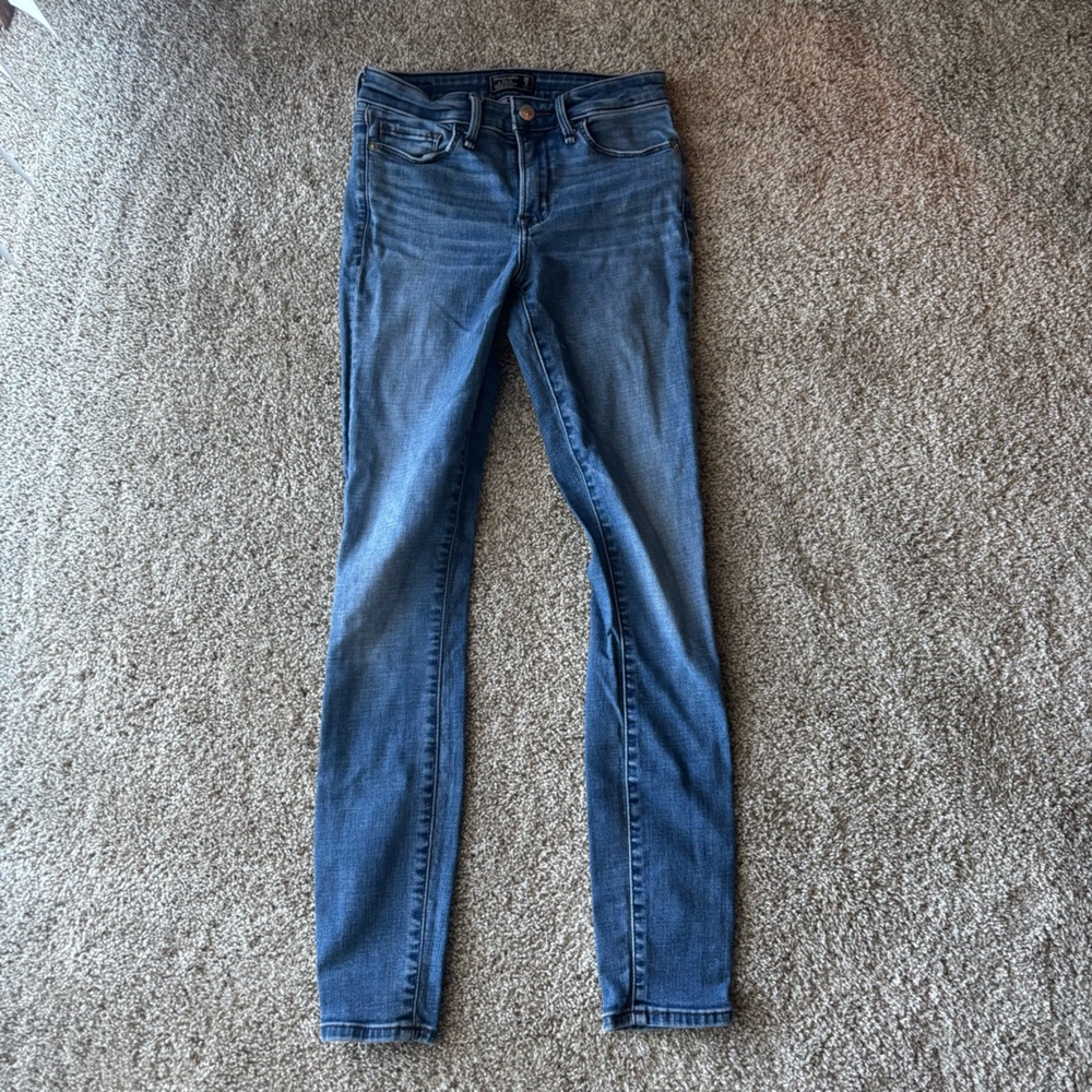 Abercrombie & Fitch Harper Low Rise Super Skinny Jeans